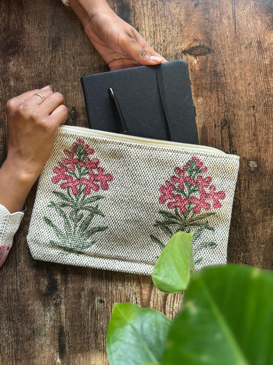 Handcrafted Artisanal Laptop Sleeve – Stylish Protection with a Personal Touch Pink flora