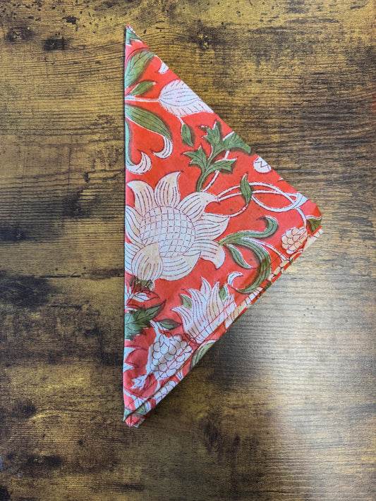 Everyday Charm: Cotton Napkins Orange white flowers