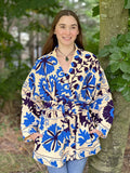 Traditional Suzani Belted Jacket – Hip-Length Elegance
Classic Elegant Beige Blue