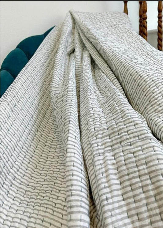 Quilted Pure Cotton Quilts Bed Throw King Size