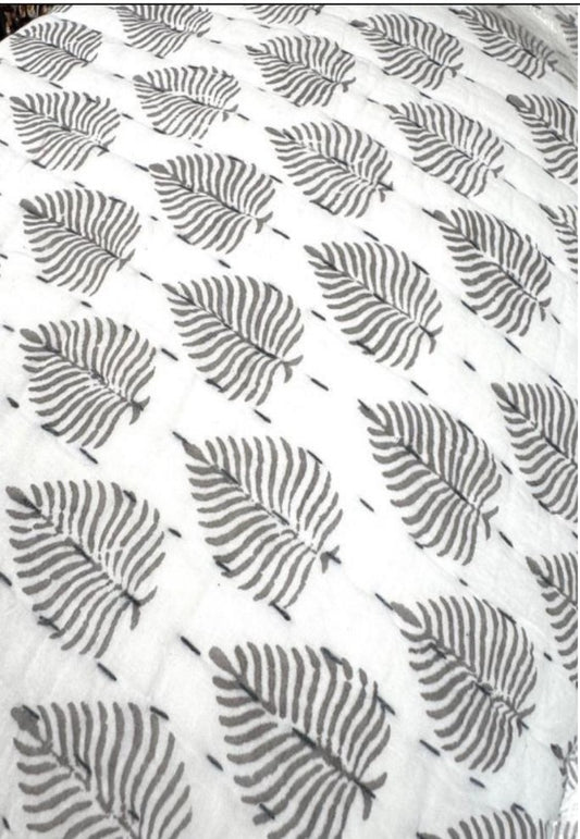 Quilted Pure Cotton Quilts Bed Throw King Size