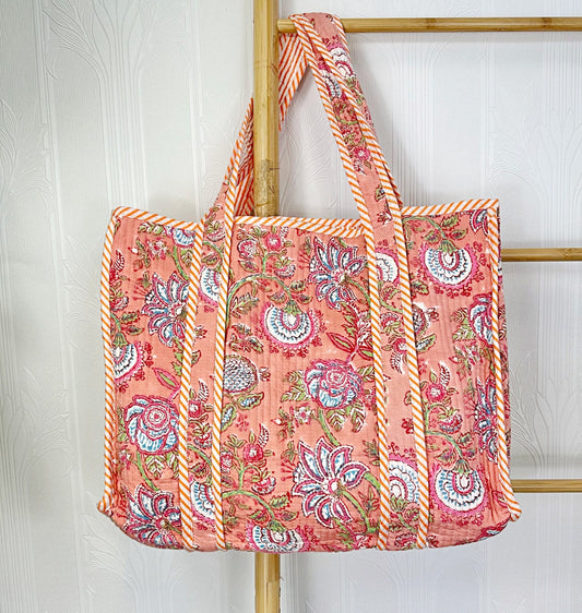 Quilted Cotton Handprint Peach hue
