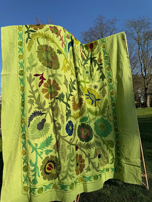 Vintage Handmade Wool Thread Embroidery – Timeless Craftsmanship & Heritage Detail Bright green