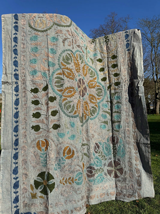 Vintage Handmade Wool Thread Embroidery – Timeless Craftsmanship & Heritage Detail Grey with blue grey