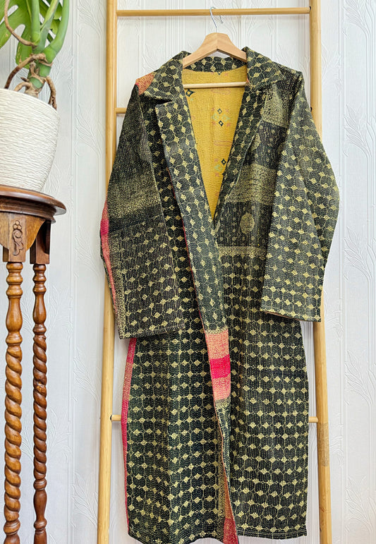 Vintage Longline Jacket – Classic Silhouette with Timeless Appeal Black with yellow