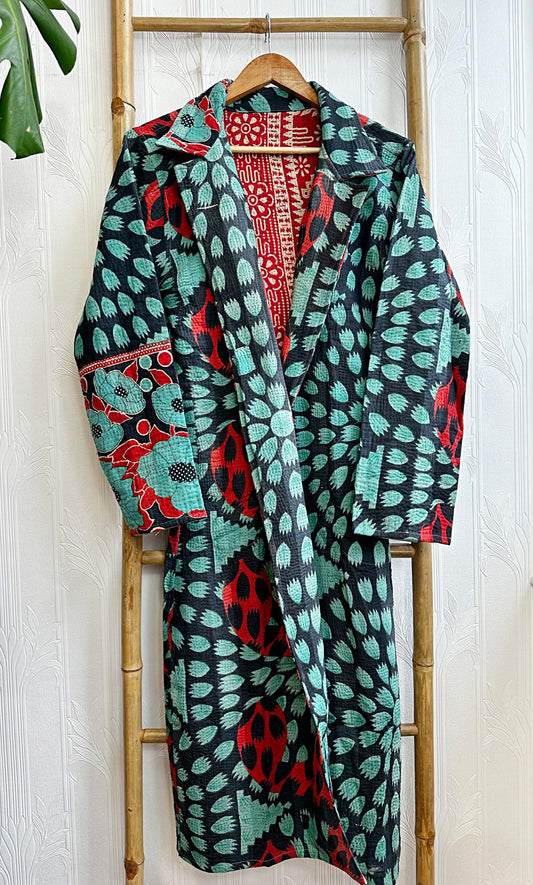Vintage Longline Jacket – Classic Silhouette with Timeless Appeal Black green red