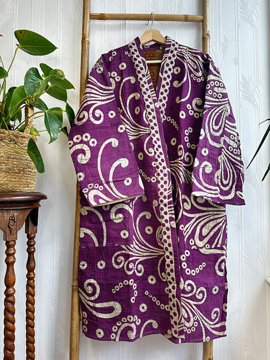 Vintage Longline Jacket – Classic Silhouette with Timeless Appeal Purple with white