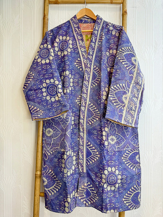 Vintage Longline Jacket – Classic Silhouette with Timeless Appeal Blue purple