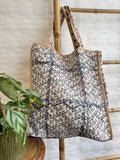 Vintage-Inspired Market Tote Bag – Timeless Style, Everyday Function White with black