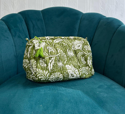 Quilted Cotton Washbag – Soft, Spacious & Everyday Ready Olive green