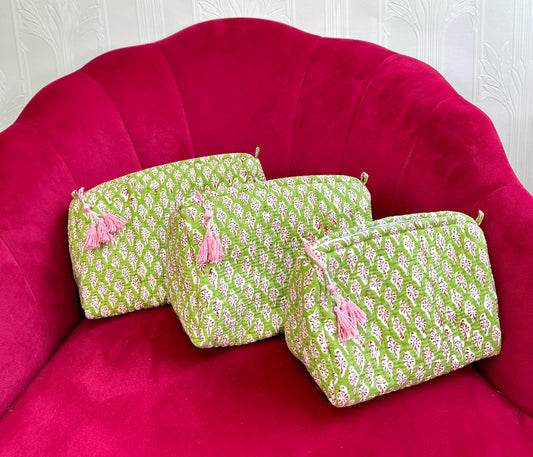 3-Piece Quilted Cotton Washbag Set – Soft, Stylish & Travel-Ready Green with small motif