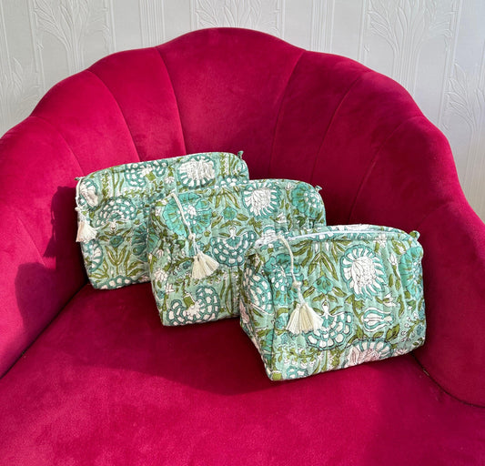3-Piece Quilted Cotton Washbag Set – Soft, Stylish & Travel-Ready Green hue flora