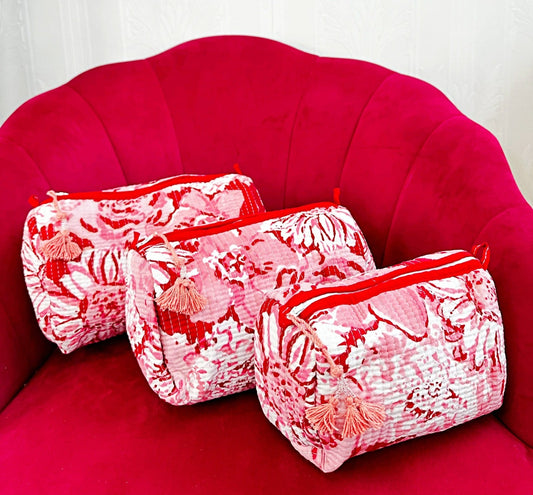 3-Piece Quilted Cotton Washbag Set – Soft, Stylish & Travel-Ready Peach hue