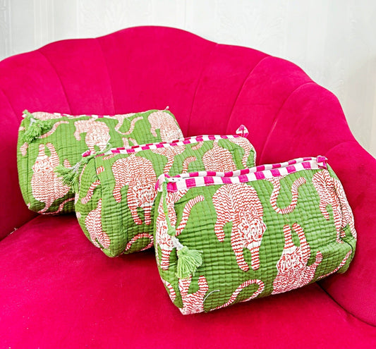 3-Piece Quilted Cotton Washbag Set – Soft, Stylish & Travel-Ready Green cheetah