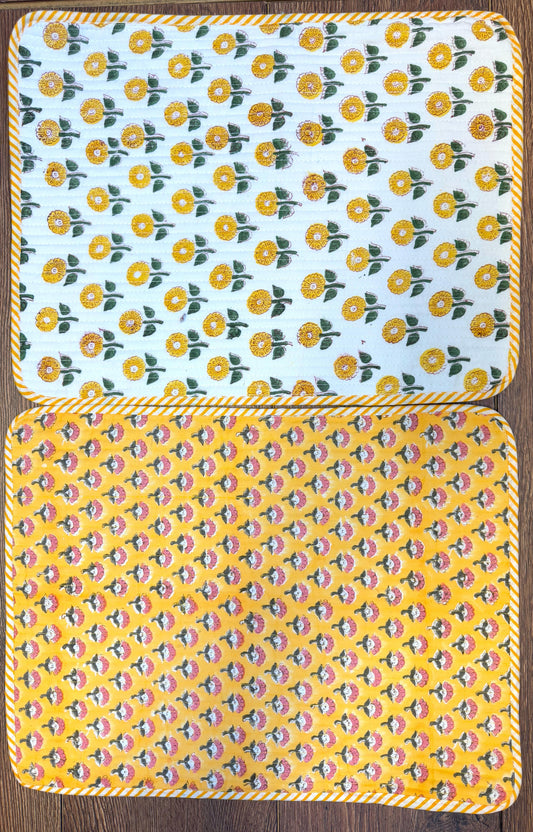 Easy Square Quilted Table Mat  Mustard rose