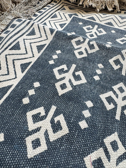 Modern 6x4 ft. Area Rug – Soft, Durable & Stylish Floor Accent | Charcoal Gray Beige