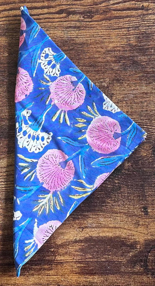 Everyday Charm: Cotton Napkins elegant violet blue pink