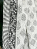 Leaf Design Floral Kantha Quilt in Gray and White Kantha Stitch Bed Throw Dohar Hand-block Artisan Summer
