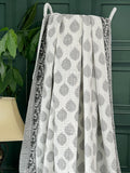 Leaf Design Floral Kantha Quilt in Gray and White Kantha Stitch Bed Throw Dohar Hand-block Artisan Summer